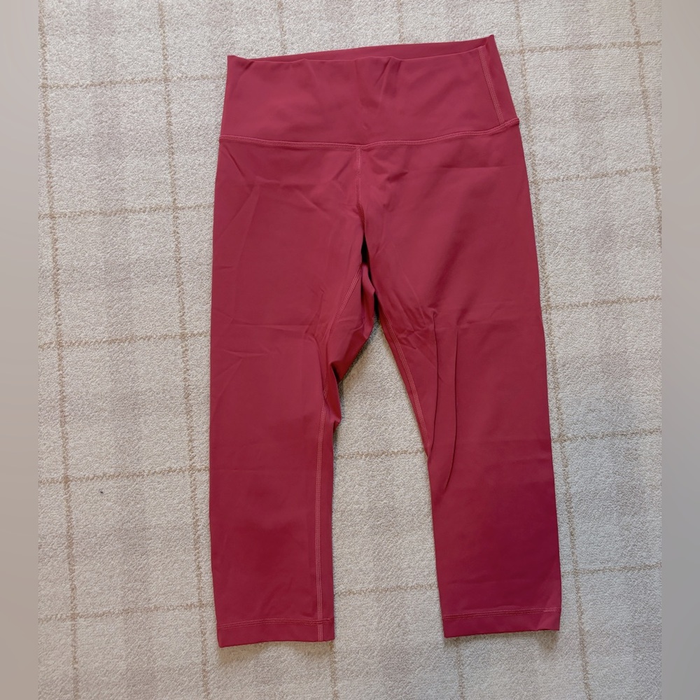 lululemon High-Rise Cropped Leggings in Deep Rose, wunder under